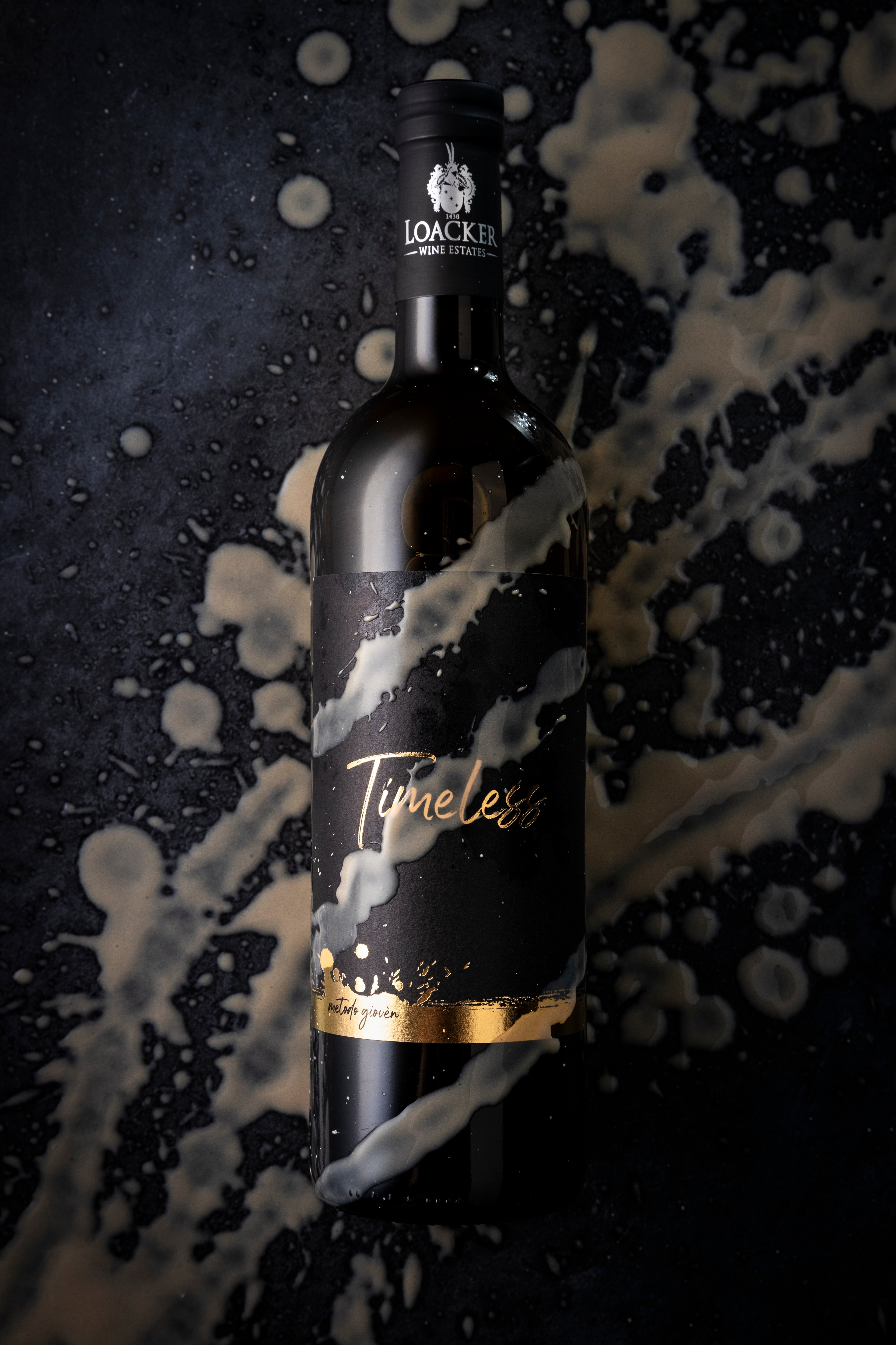 TIMELESS weiß 2018