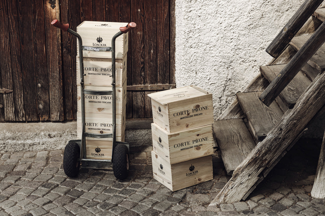 Wooden box for 6 bottles